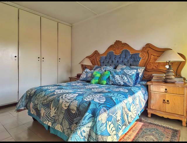 3 BEDROOM DUPLEX FOR SALE IN WINDSOR WEST